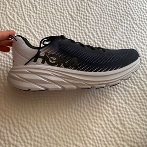 Hoka WRincon 3 10B UK 8